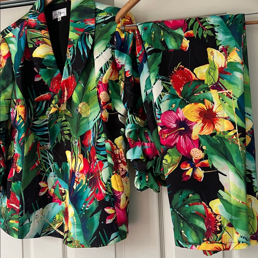 Tropical Floral Blazer and Pants Set